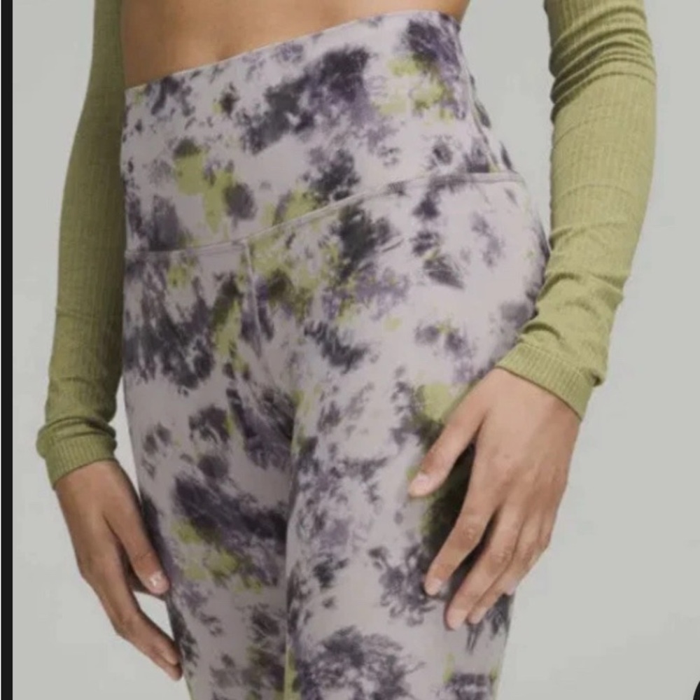 Lululemon Athletica Tie-Dye Leggings 25in Align